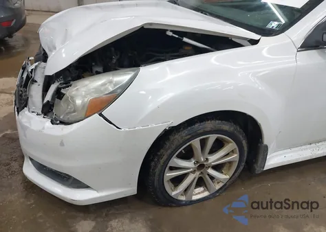 2013 Subaru Legacy 2.5I Premium из США, поврежденный, VIN 4S3BMBC69D3034693